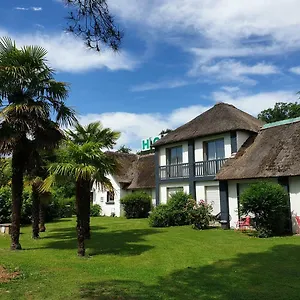 3* Hotel La Chaumiere Du Bois